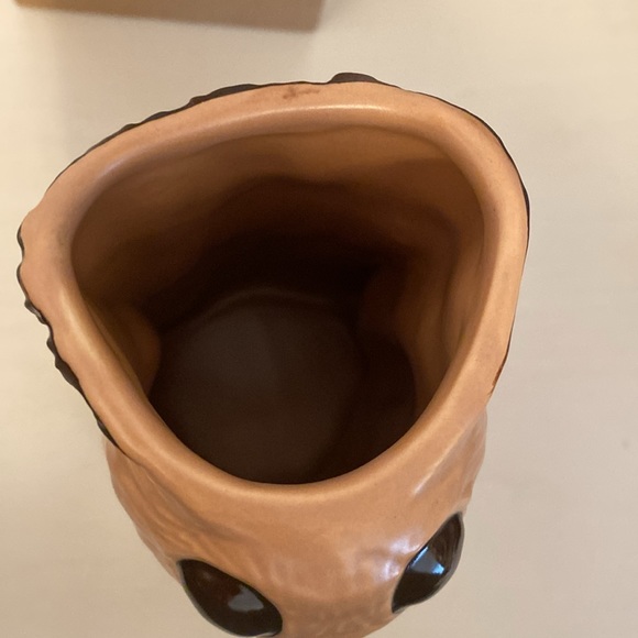 Oga’s Cantina Star Wars Porg Mug - Picture 7 of 9